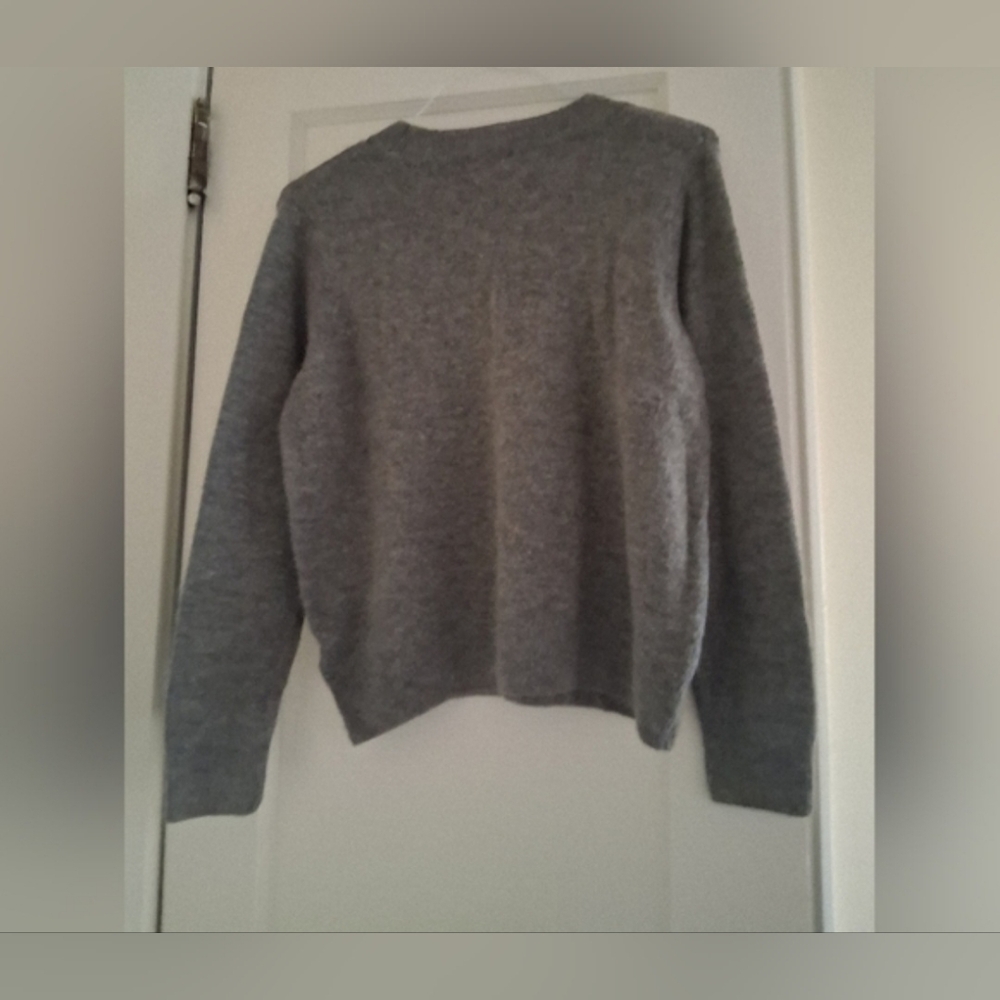 Gray H and M Sweater - Picture 3 of 6